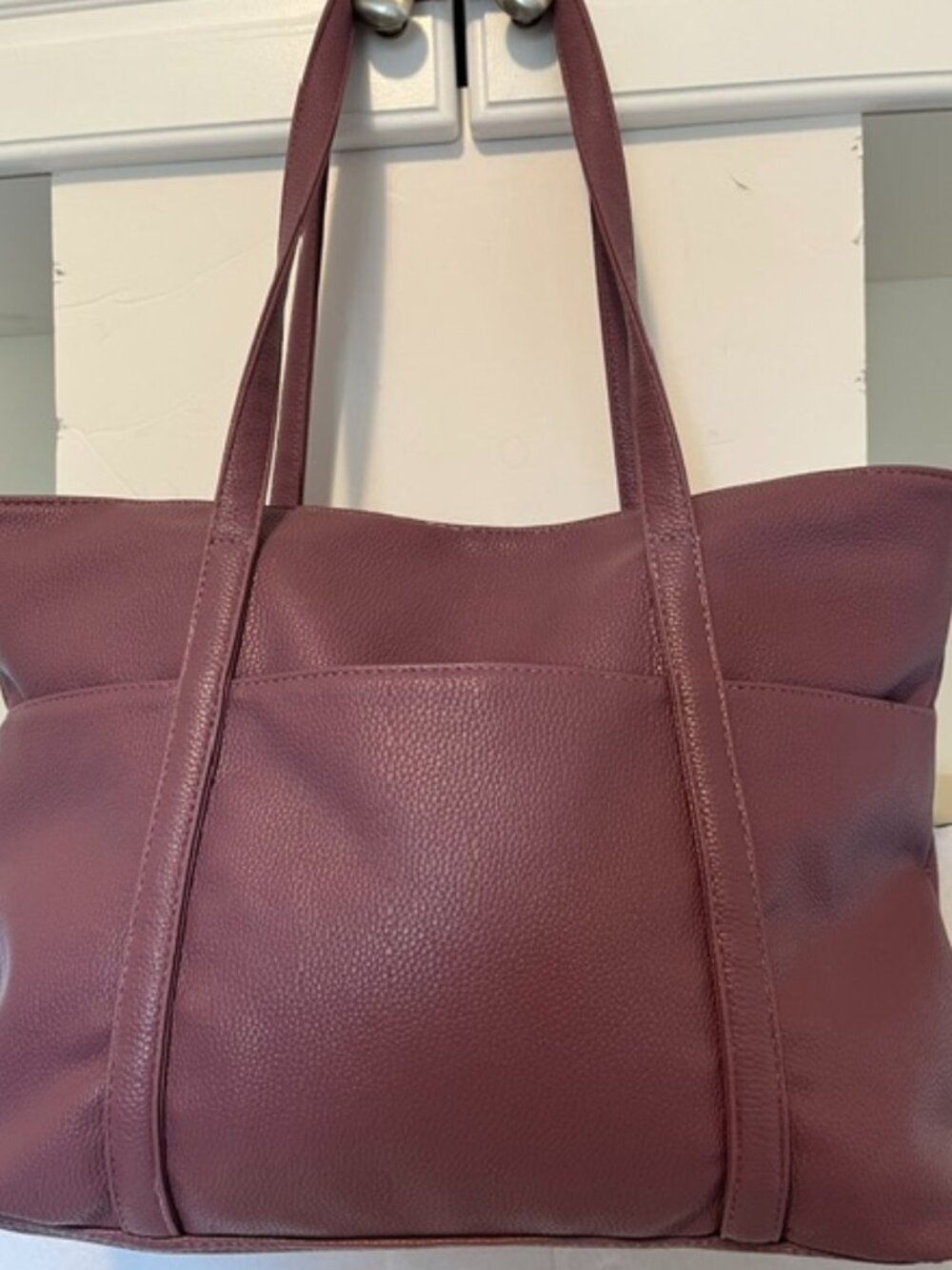 Mauve pink large shoulder bag.